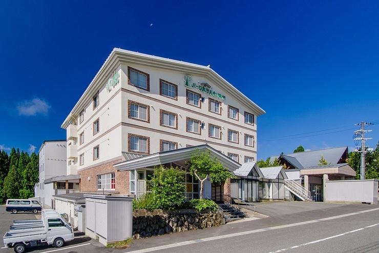 【冬兵庫】 ハチ高原 パークホテル白樺館＜バス＆宿泊プラン＞